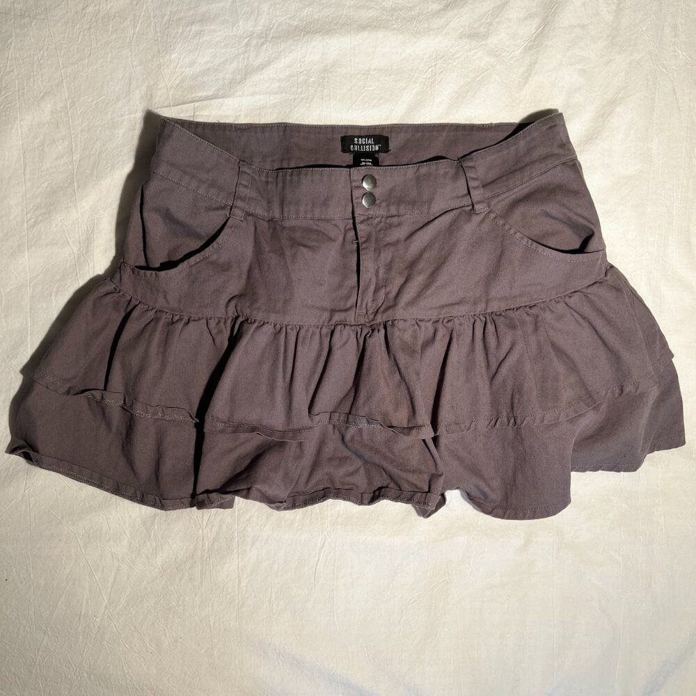Social Collision Ruffle Skirt
